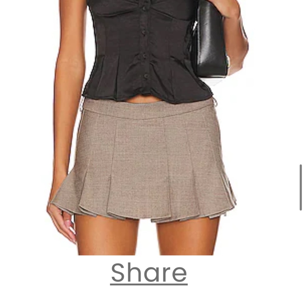 Mia Skirt
Aya Muse Tan Pleated Skirt